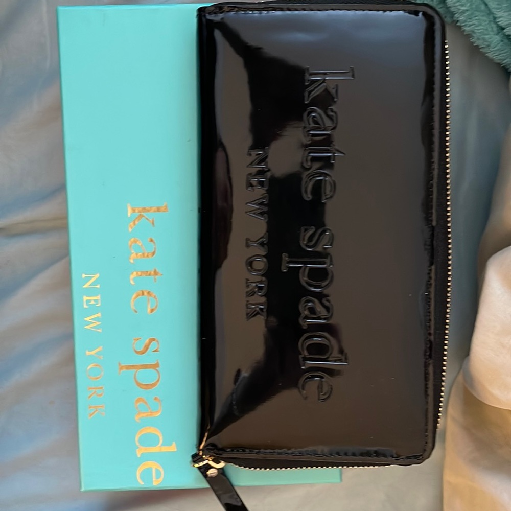 Kate spade brand new black patent leather wallet